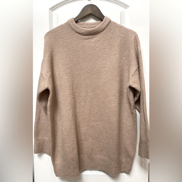 Bershka Women’s Crew Neck Sweater - Picture 1 of 5